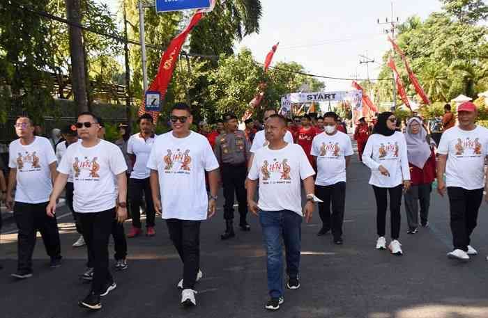 Jalan Sehat HPN Jatim 2023, Wali Kota Kediri Apresiasi Deklarasi Damai Perguruan Silat