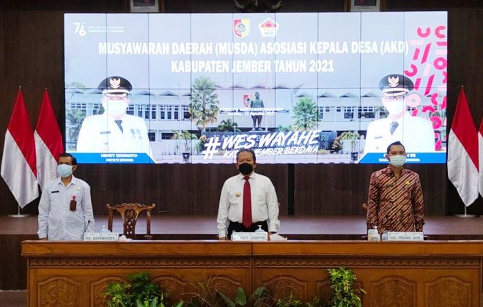 Bupati Hendy: Kades Menjadi Ujung Tombak Kesuksesan Pembangunan di Jember