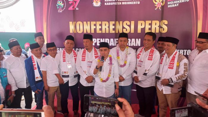 Diiringi Konvoi, Gus Barra-Rizal Octavian Daftar Pilbup Mojokerto ke KPU