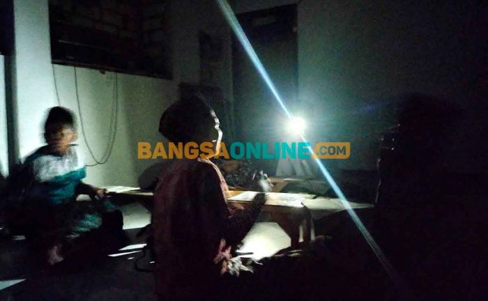 Listrik di Kanor dan Sumberejo Bojonegoro Byar Pet, Warga Bully PLN