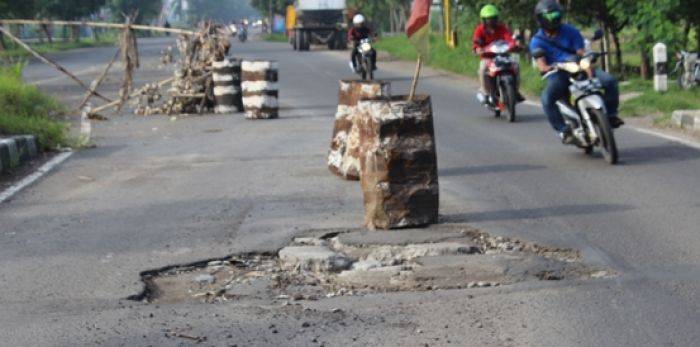 DPU Bina Marga Jatim Diminta Perbaiki Jembatan Tropodo Sidoarjo