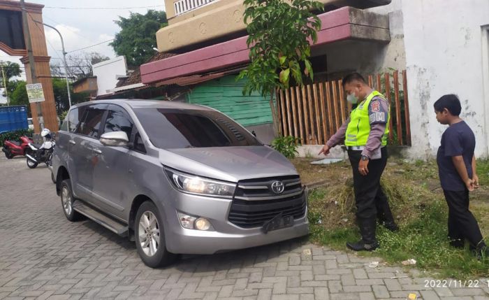 Gara-Gara Cekcok, Seorang Bapak di Jombang Tega Tabrak Anaknya Hingga Luka Parah