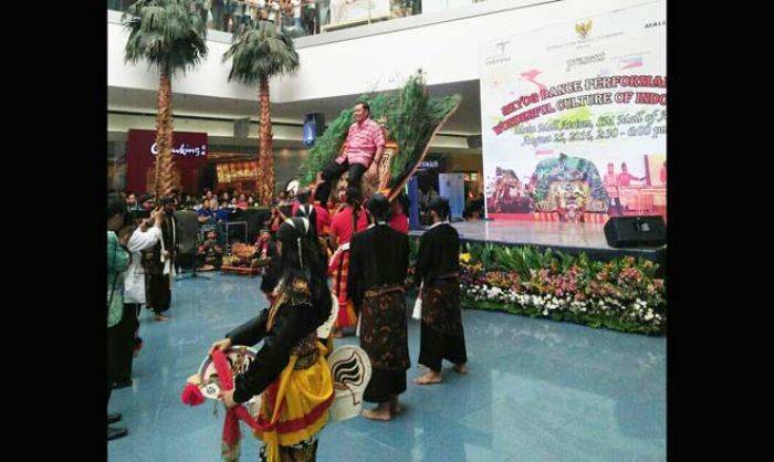 Atraksi Reog Ponorogo Pukau Pengunjung Mall of Asia Filipina