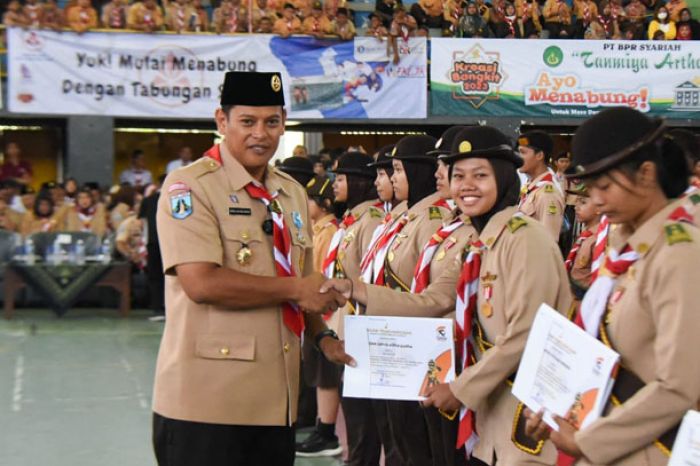 Wali Kota Kediri Pimpin Apel Besar HUT Pramuka ke-62 Sekaligus Launching Gerakan Gemar Menabung