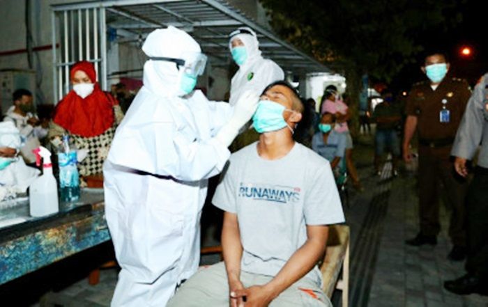 Gelar Tes Swab Acak, Satgas Banyuwangi Temukan Tiga Warga Positif Covid-19