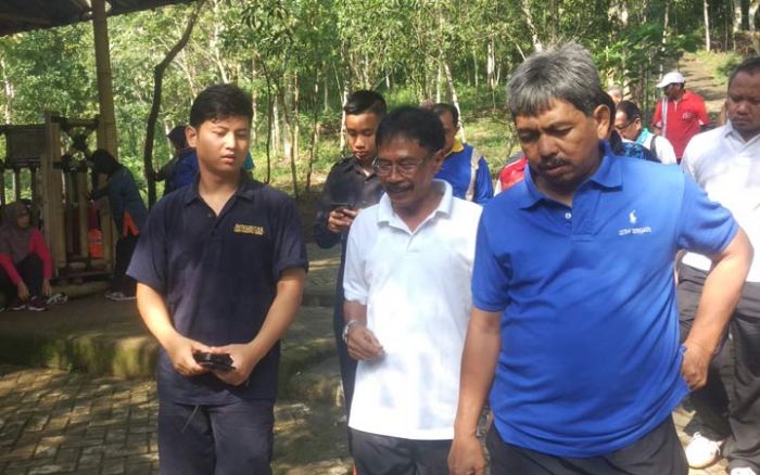 Coffe Morning Perdana Plt Bupati Trenggalek Moh. Nur Arifin, Digelar di Alam Bebas