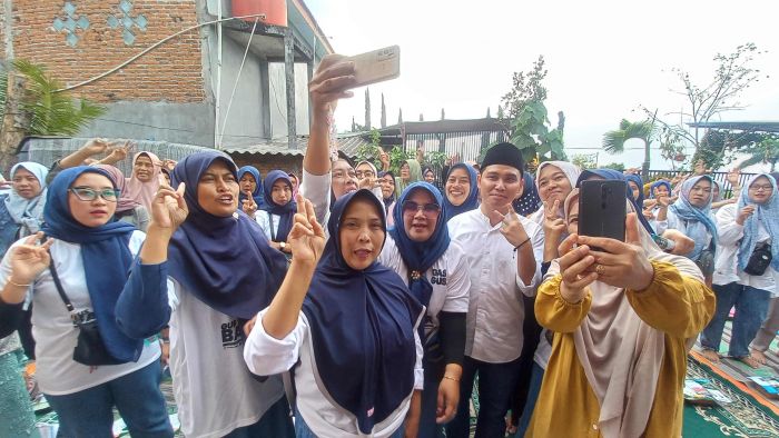 Disambut Meriah Warga Pacet Mojokerto, Paslon Mubarok Paparkan Sejumlah Program Bila Terpilih