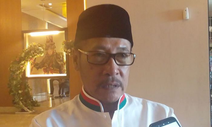 Konsisten Lawan Covid-19, Bacabup Jember Djoko Susanto Berbagi Sembako Gandeng Gerindra