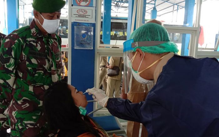 Kurangi Sebaran Covid-19, Pemkab Lumajang Gelar Rapid Antigen di Terminal Minak Koncar