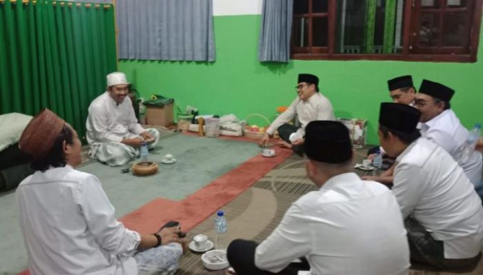 PKB Target 100 Kursi, Cak Imin Sowan Kiai Kholil di Situbondo