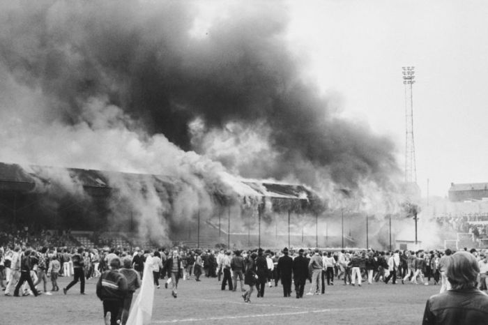 Mengenang Kebakaran Hebat di Stadion Bradford Inggris yang Tewaskan 56 Suporter