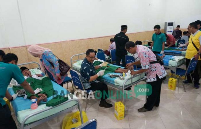 Peringati Maulid Nabi Muhammad, Polres, Lazisnu dan GP Ansor Jombang Gelar Khitanan Massal