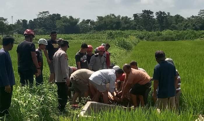 Gas Mesin Diesel Tewaskan Bapak dan Anak di Blitar