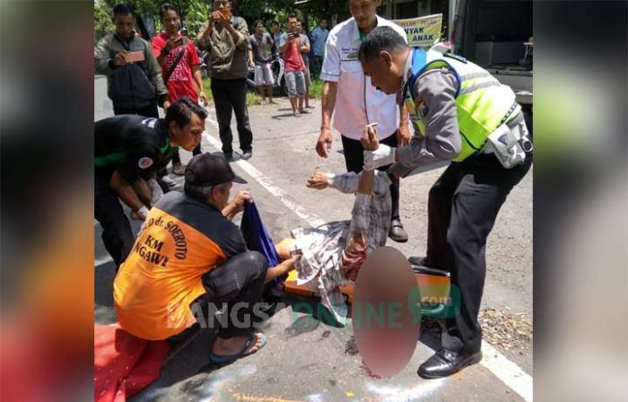 Kakek di Ngawi Tewas Ditabrak Bus Sugeng Rahayu