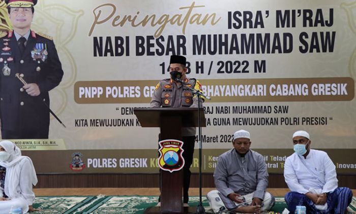 Peringati Isra Mikraj 1443 H, Polres Gresik Hadirkan Habib Ahmad bin Abu Bakar Assegaf