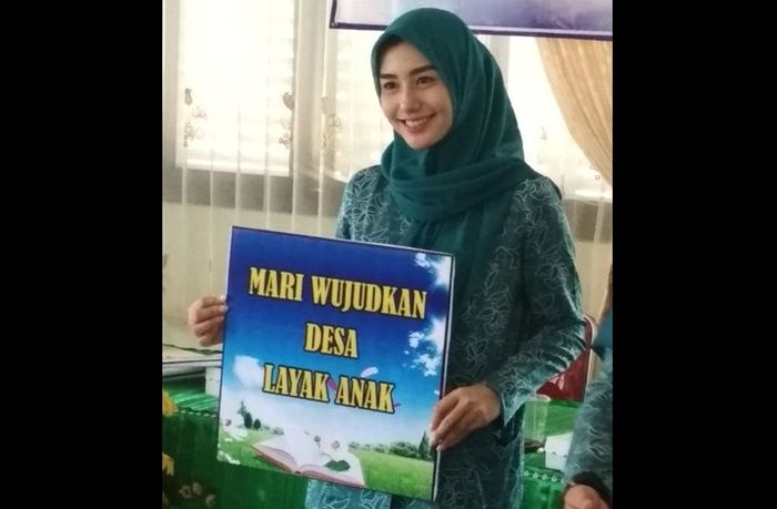 Istri Plt Bupati Trenggalek Ajak para Wanita Jaga Keluarga dan Anak