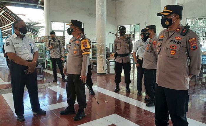 Polresta Banyuwangi Fasilitasi Sopir Logistik Tes Antigen Gratis di Penyeberangan Jawa-Bali