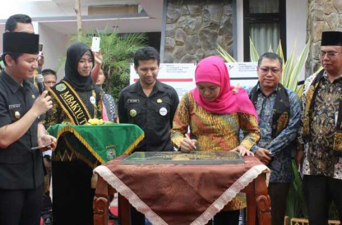 Inovasi Percepatan Penanggulangan Kemiskinan, Mensos Resmikan 