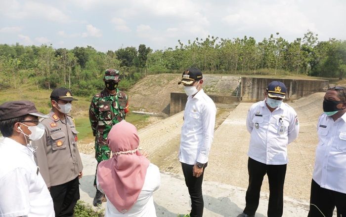 Penanganan Banjir di Tuban, Bupati Lindra: Perlu Perbaikan Ekosistem Hulu