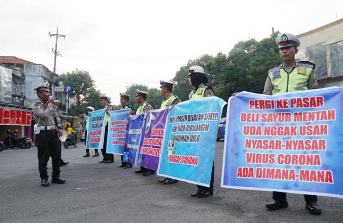 Demi Jombang Aman Corona, Polisi Lakukan Aksi Ini