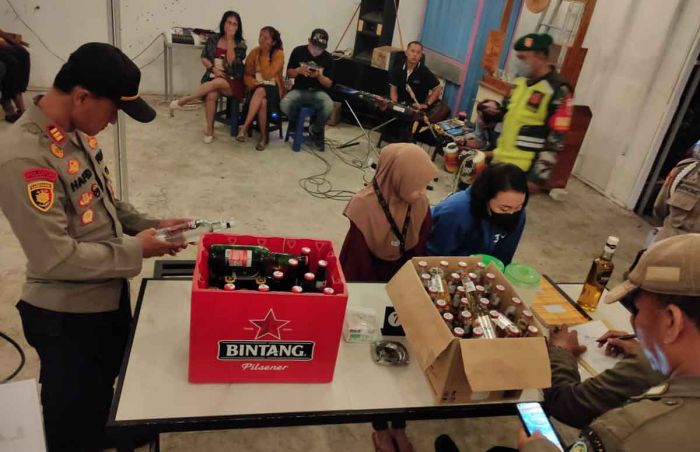 Gelar Patroli Harkamtibmas, Petugas Temukan Warung yang Jual Miras di Sidoarjo