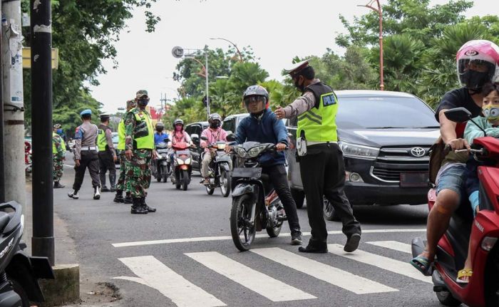 Pelanggar Prokes Didenda Uang dan Beli Masker, Warga Kota Kediri Menyambut Positif 