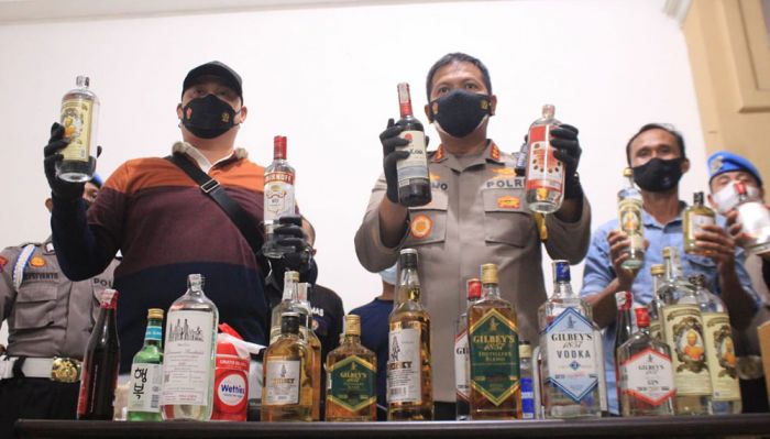 Jual Miras, Ruko di Pondok Mutiara Sidoarjo Digerebek Polisi