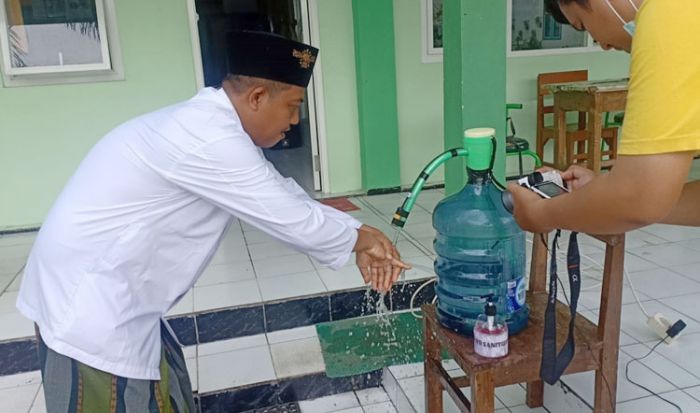 Siswa SMK di Jember Ini Manfaatkan Galon dan Selang Bekas Jadi 