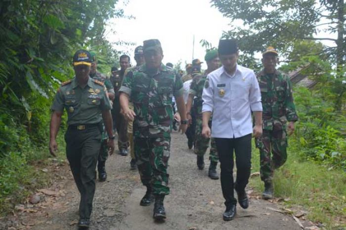 Wabup Trenggalek: TMMD hanya Seremonial, TNI Sudah Manunggal dengan Rakyat