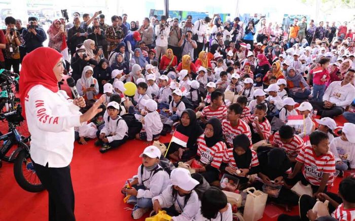 Peringati HAN 2023, Gubernur Khofifah Ajak Semua Pihak Lindungi dan Bahagiakan Anak-Anak