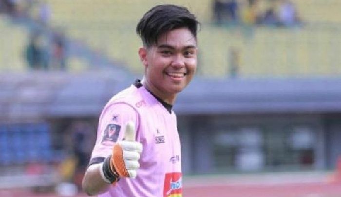 Kurniawan Kartika Ajie Resmi Jadi Penjaga Gawang Persik Kediri