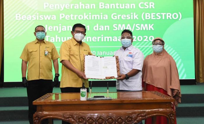 Petrokimia Gresik Salurkan Beasiswa Untuk Siswa dan Mahasiswa Tak Mampu Senilai Rp 1,7 M