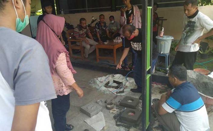 FPR dan Pemdes Bulusari Gelar Pelatihan Pembuatan Biopori Untuk Warga