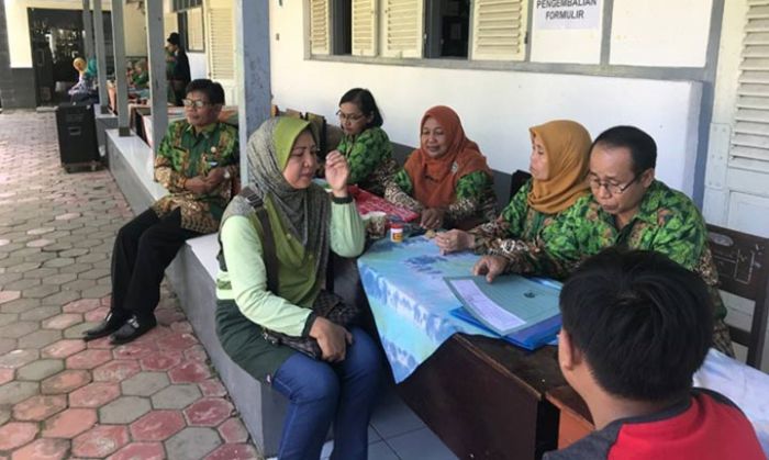 ​Masyarakat Jember Keluhkan Sistem Zonasi PPDB SMP