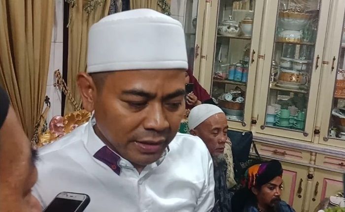 ​Komedian Yadi Sembako Merinding Lihat Antusias Ribuan Warga Surabaya Bersalawat