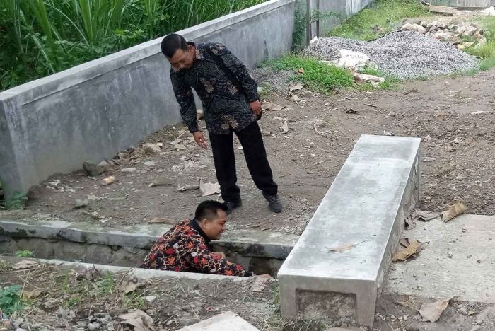 Tingkatkan Pendapatan UMKM, Kades Krandegan Madiun Sediakan Lapak dan Fasum di Pinggir Desa