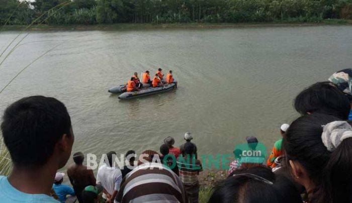 ​Santri Al - Falah Belum Ditemukan, Basarnas Jatim Teruskan Pencarian