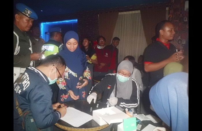 Razia Tempat Hiburan, Petugas Gabungan Mojokerto Temukan Pengunjung Positif Narkoba-HIV