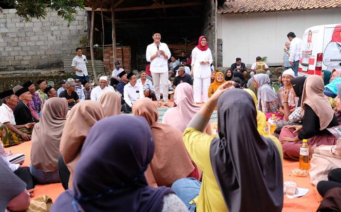 Wifi Gratis Tiap Desa Jadi Program Unggulan Pasangan Indah-Yudha dalam Pilkada Lumajang