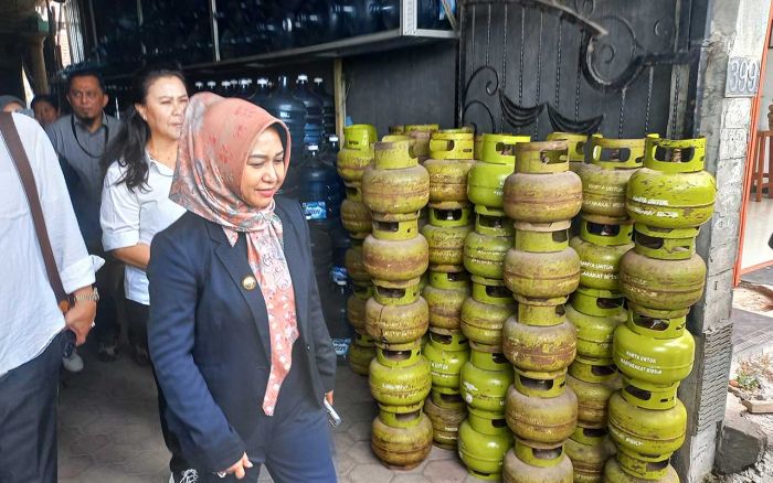 Pastikan Ketersediaan LPG dan Pupuk Aman, Wali Kota Mojokerto Lakukan Sidak