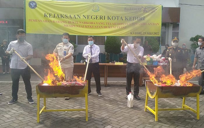 Kejari Kota Kediri Musnahkan Puluhan Ribu BB Narkoba Beragam Jenis