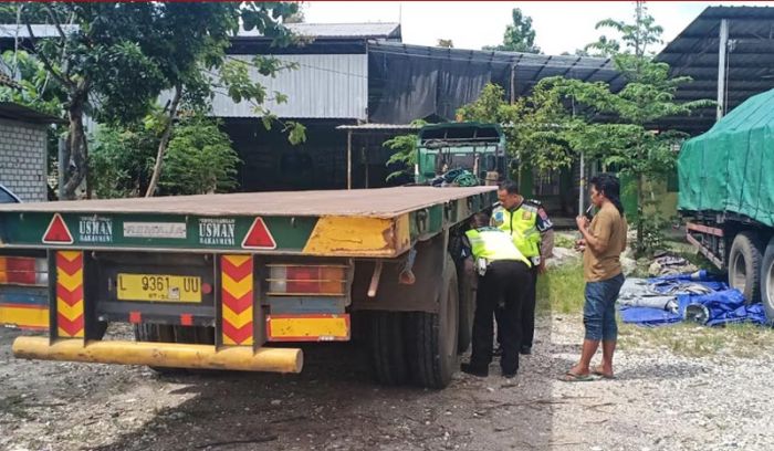 Sedang Cari Gandolan, Anak Punk Berumur 13 Tahun di Tuban Tewas Tergilas Truk Trailer