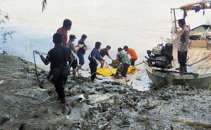 Tiga Hari Menghilang, Pemuda Asal Bojonegoro Ditemukan Tewas Mengapung di Bengawan Solo