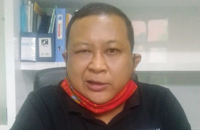 ​Tim Paslon Mahfud-Mujiaman Adukan Keberatan Soal Desain APK ke Bawaslu Surabaya