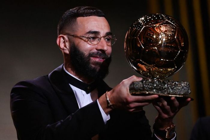 7 Fakta Mencengangkan Karim Benzema Raih Ballon d