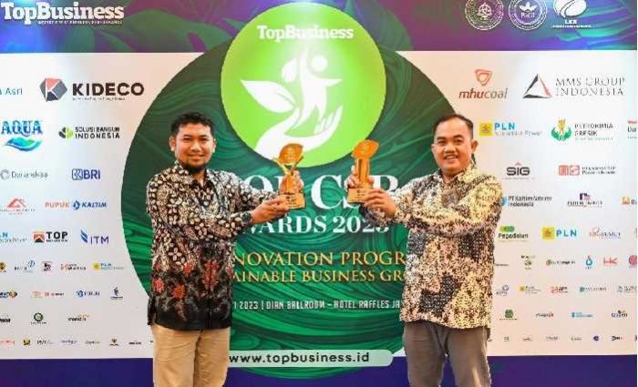  Dirut SIG Raih Penghargaan Top Leader on CSR Commitment 2023