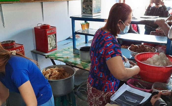 ​Warung Gocel Rp 3 Ribu per Porsi, Laris Manis, Sehari Habis 70 Kg Beras