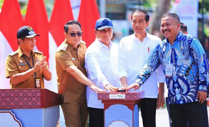 Dampingi Presiden Resmikan Inpres Jalan Daerah Jatim Selatan, Adhy Karyono Optimis akan 2 Hal ini