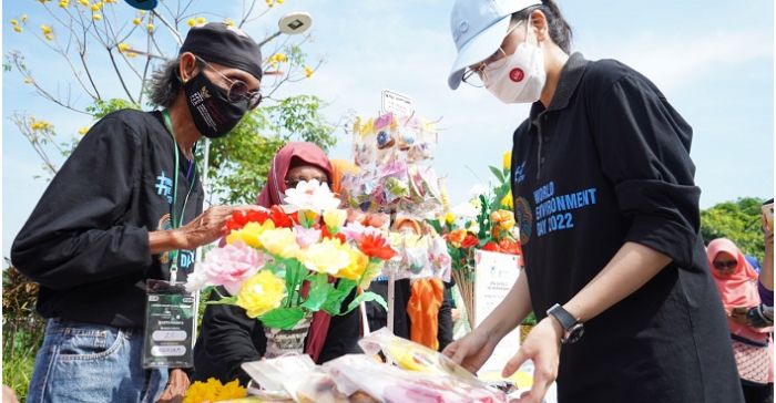 Kurangi Sampah Plastik, Ketua TP PKK Kabupaten Kediri Ajak Masyarakat Ubah Kebiasaan