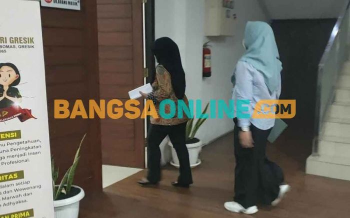 Dikenal Sederhana, Peran Siska dalam Korupsi Hibah UMKM Gresik Dipertanyakan